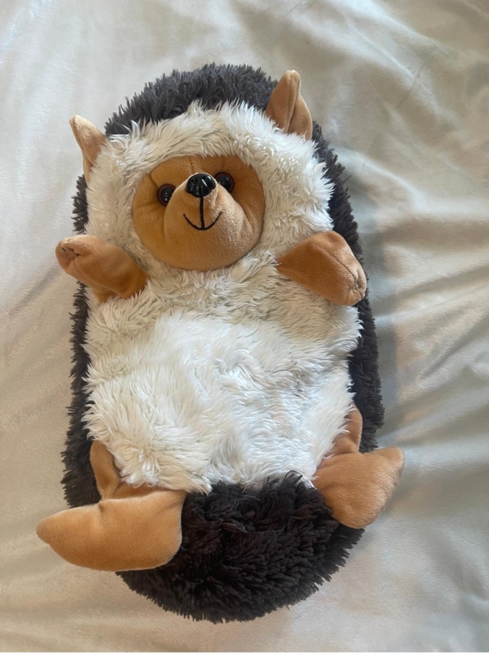 Plush Hedgehog Nap Bed for Kids - Brown & Cream